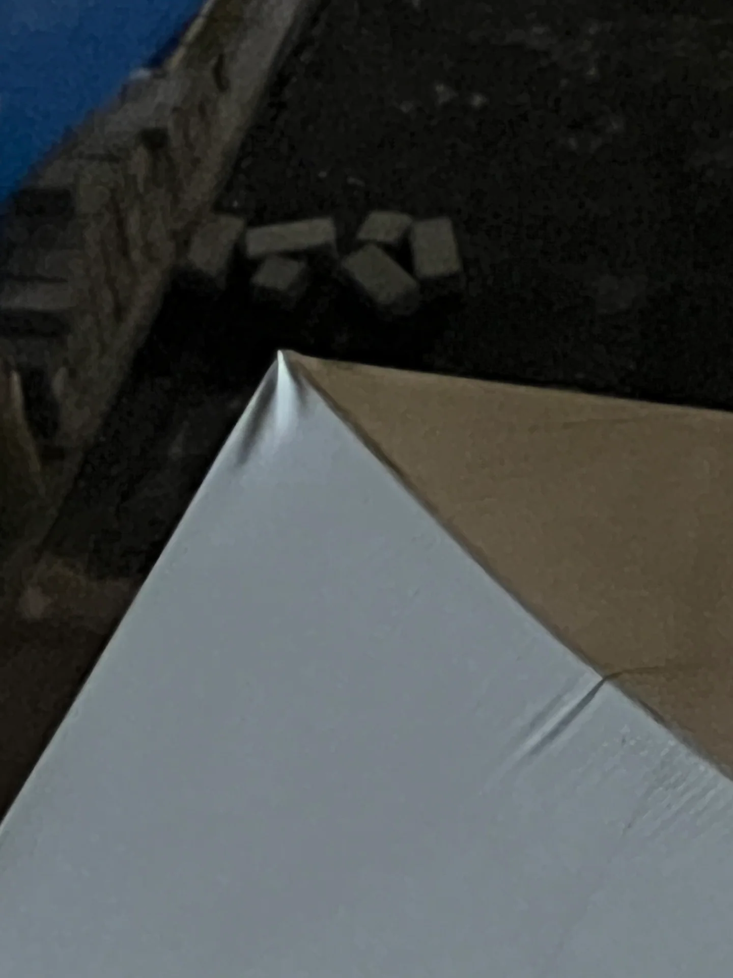 Blanco en tensión