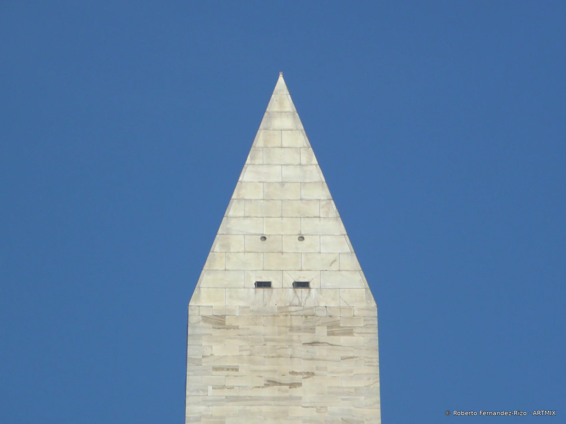 HUELLAS · 20